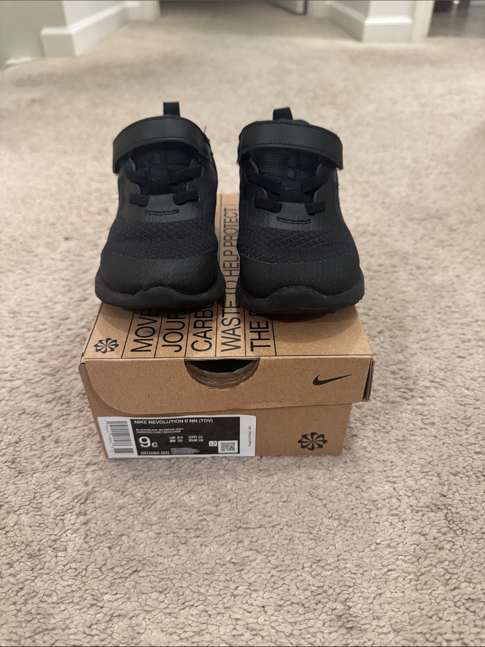 Nike Kids' All-Black Athletic Shoes with Hook-and-Loop Strap